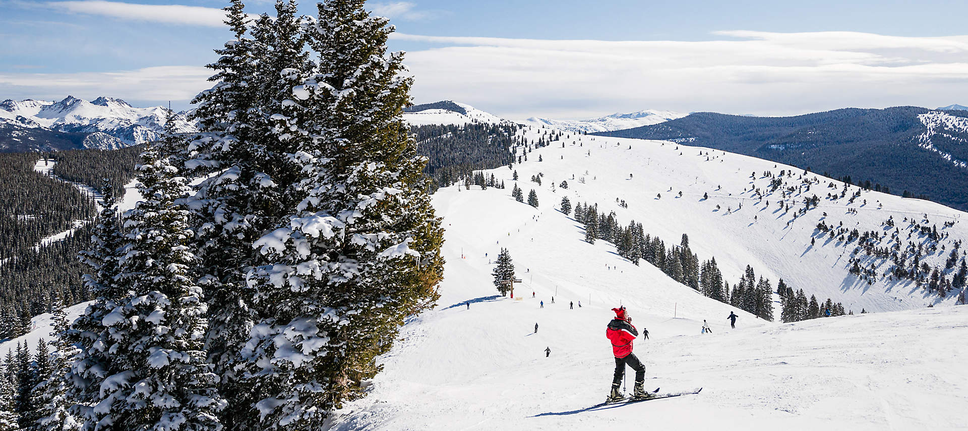 colorado-vail-rocky-mountains-skier-on-slope-snow